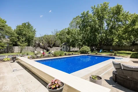 11499 Valley Meadow Drive Zionsville IN 46077