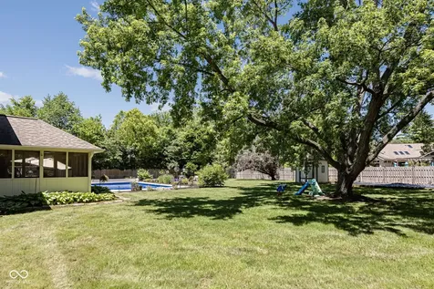 11499 Valley Meadow Drive Zionsville IN 46077