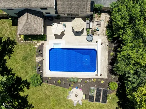 11499 Valley Meadow Drive Zionsville IN 46077