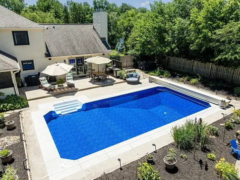 11499 Valley Meadow Drive Zionsville IN 46077