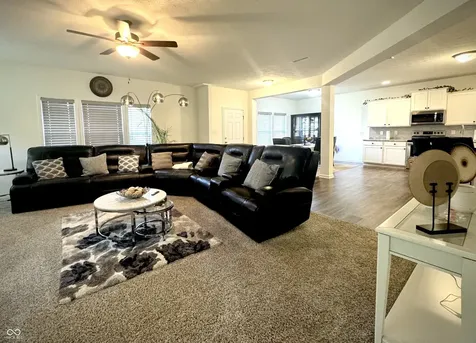 7235 Wilshire Way Avon IN 46123