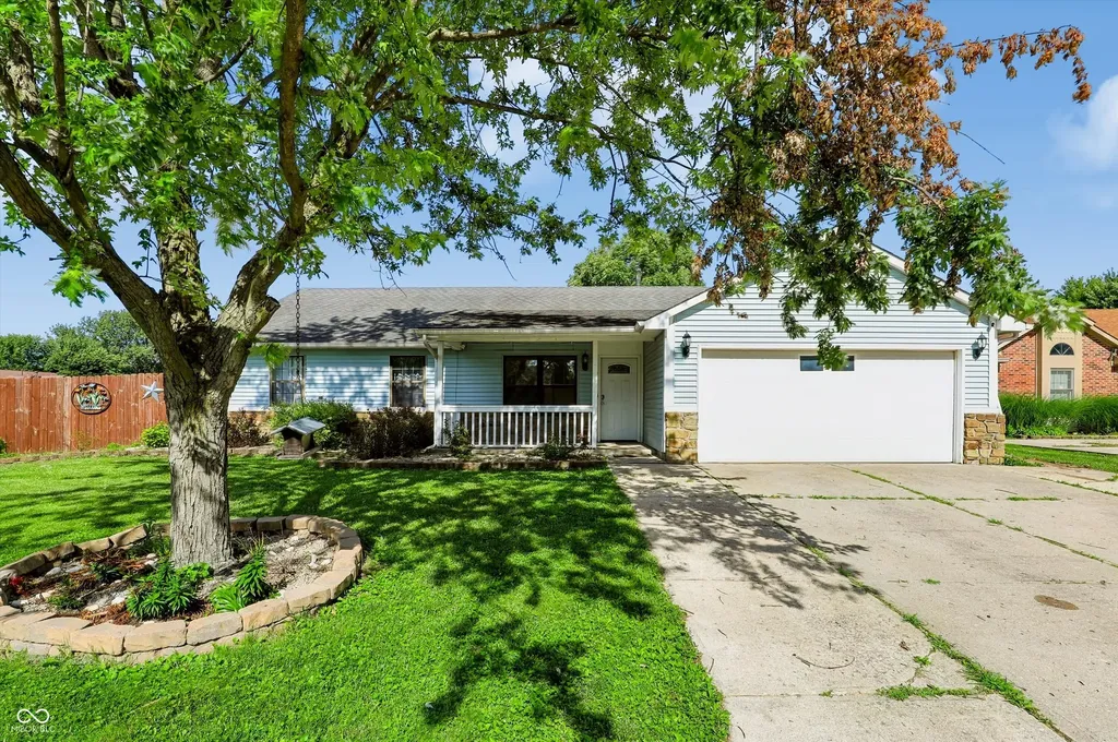 7639 Southern Lakes Indianapolis IN 46237