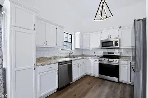 7639 Southern Lakes Indianapolis IN 46237