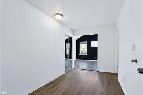 7639 Southern Lakes Indianapolis IN 46237