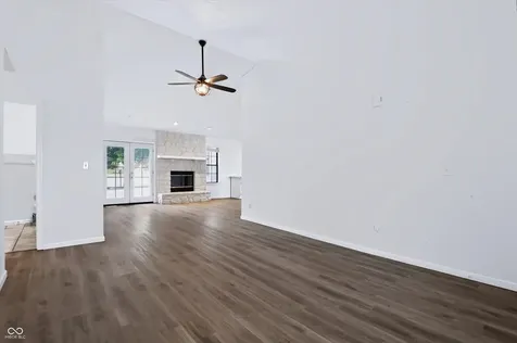 7639 Southern Lakes Indianapolis IN 46237