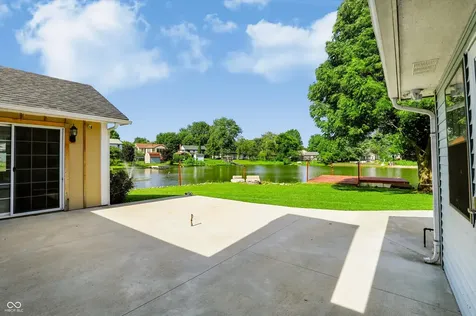 7639 Southern Lakes Indianapolis IN 46237