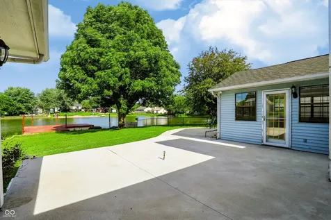 7639 Southern Lakes Indianapolis IN 46237