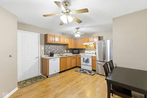 10688 Glenayr Drive Camby IN 46113
