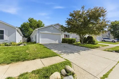 10688 Glenayr Drive Camby IN 46113