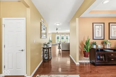 9208 Branch View Drive Indianapolis IN 46234