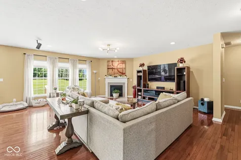 9208 Branch View Drive Indianapolis IN 46234