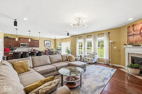9208 Branch View Drive Indianapolis IN 46234