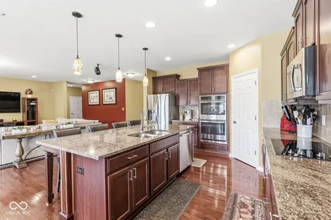 9208 Branch View Drive Indianapolis IN 46234