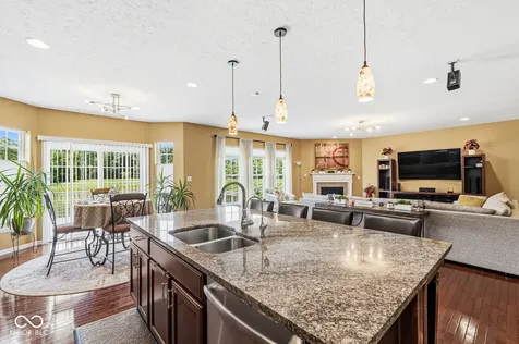 9208 Branch View Drive Indianapolis IN 46234