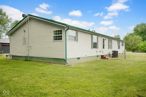 2846 S Us Highway 31 Crothersville IN 47229