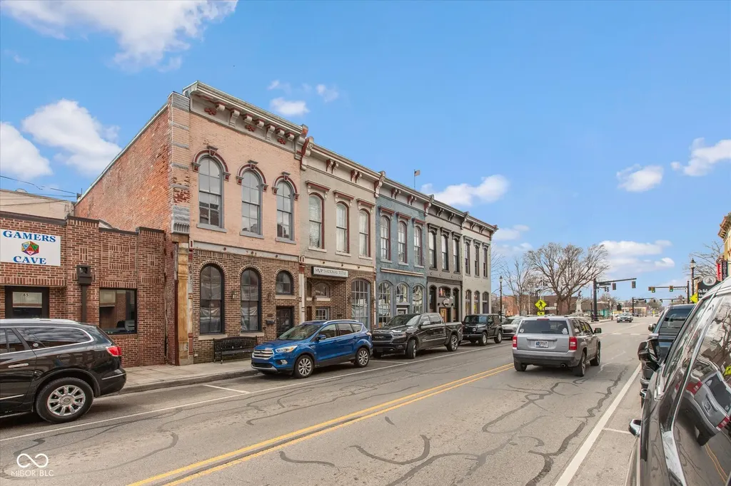 77 E Jefferson Street Franklin IN 46131