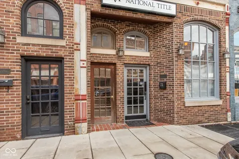 77 E Jefferson Street Franklin IN 46131