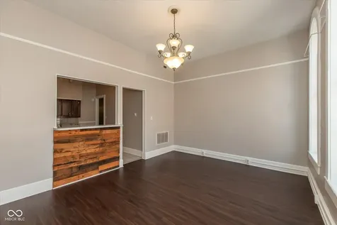 77 E Jefferson Street Franklin IN 46131