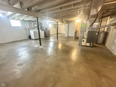 1909 Patton Drive Speedway IN 46224
