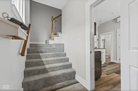 365 E Morris Street Indianapolis IN 46225