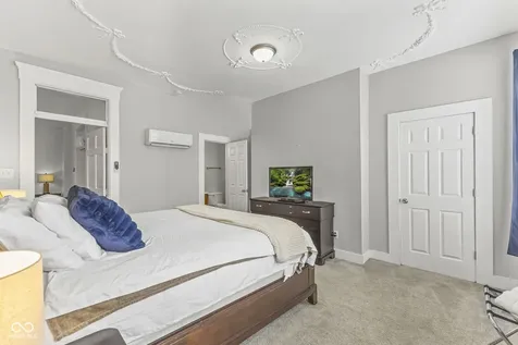 365 E Morris Street Indianapolis IN 46225