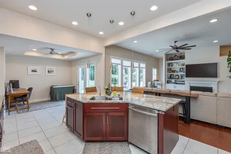 5560 Treeline Drive Columbus IN 47201