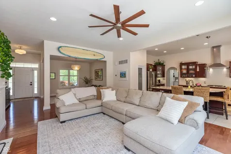 5560 Treeline Drive Columbus IN 47201