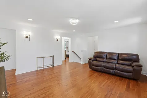 6523 Paddle Drive Carmel IN 46033
