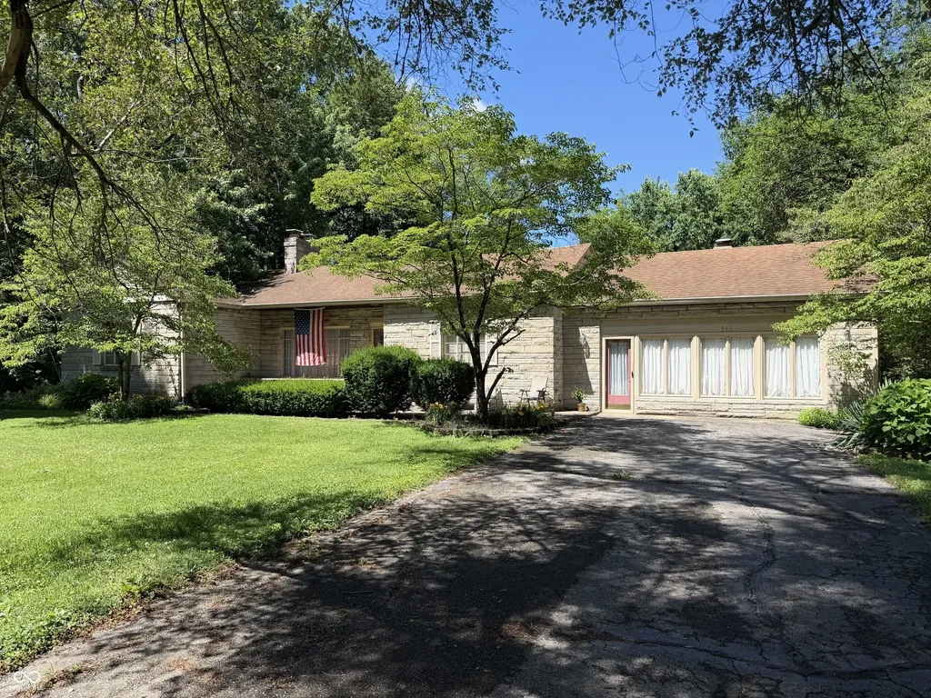 240 N Forsythe Street Franklin IN 46131