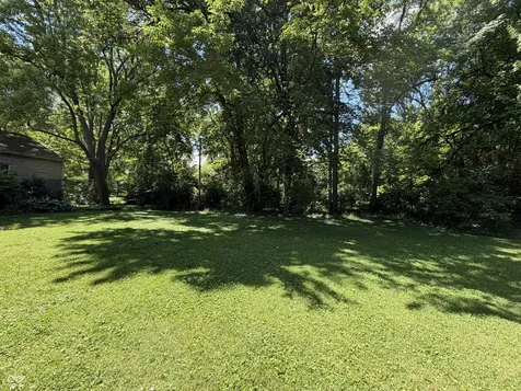 240 N Forsythe Street Franklin IN 46131