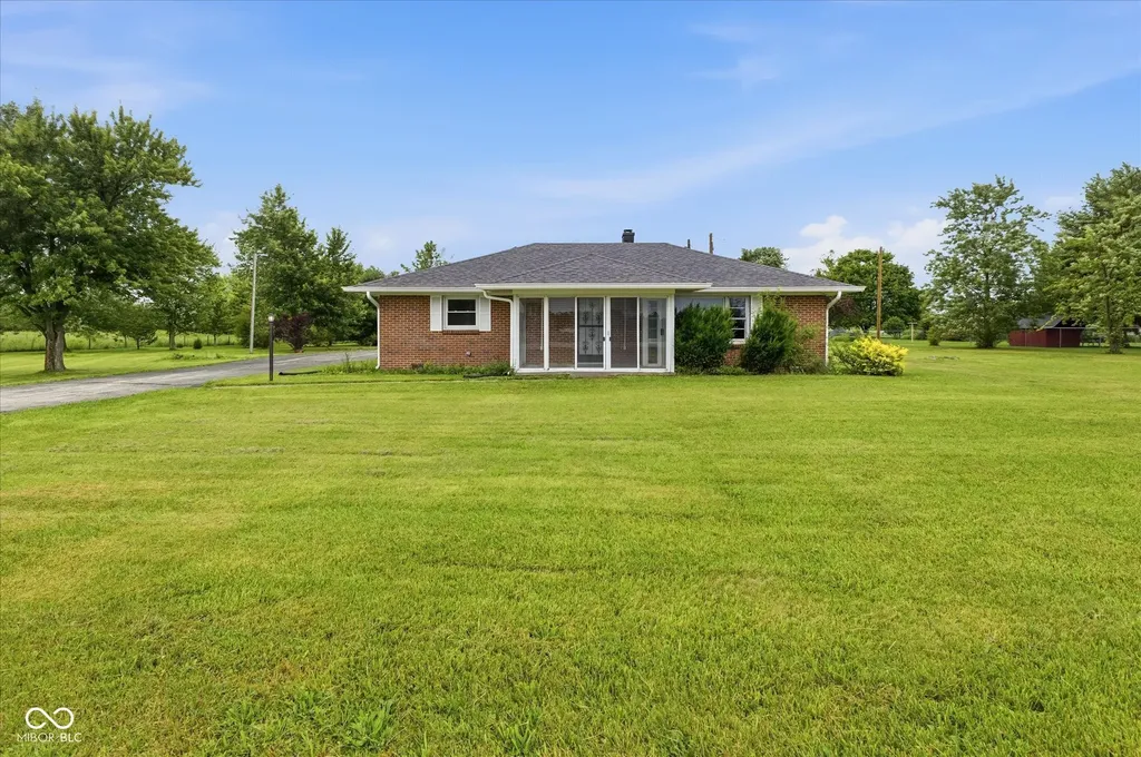 5709 W State Road 234 Jamestown IN 46147