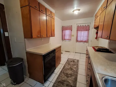 617 E 37th Street Indianapolis IN 46205