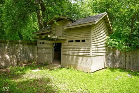 1335 N Harbison Avenue Indianapolis IN 46219