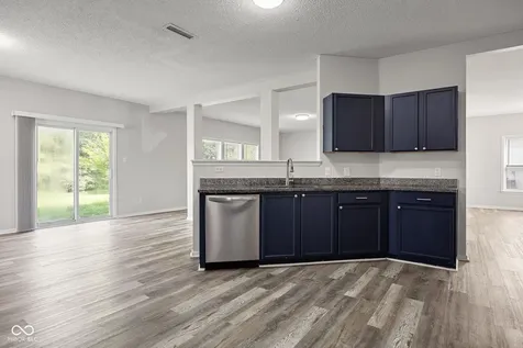 6225 White Rabbit Place Indianapolis IN 46235