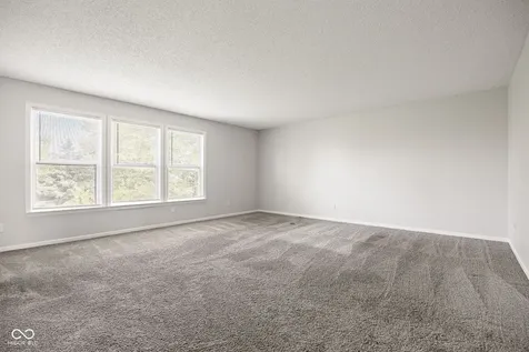 6225 White Rabbit Place Indianapolis IN 46235