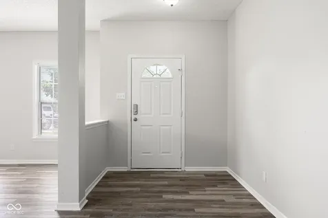 6225 White Rabbit Place Indianapolis IN 46235