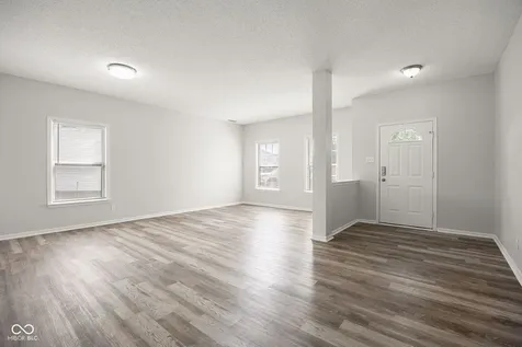6225 White Rabbit Place Indianapolis IN 46235