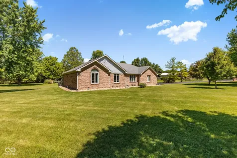 10300 N Serenity Lane Mooresville IN 46158