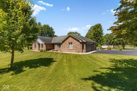 10300 N Serenity Lane Mooresville IN 46158