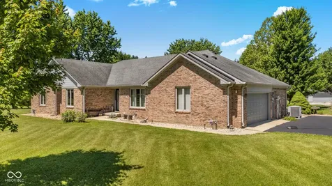 10300 N Serenity Lane Mooresville IN 46158
