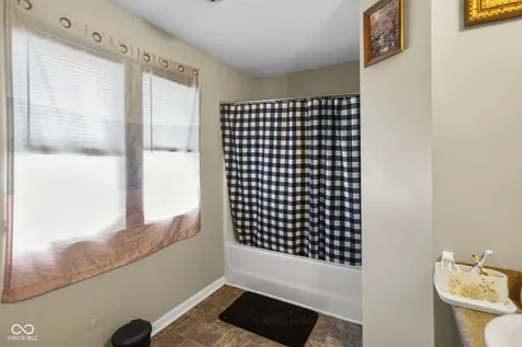 4407 Bellchime Drive Indianapolis IN 46235