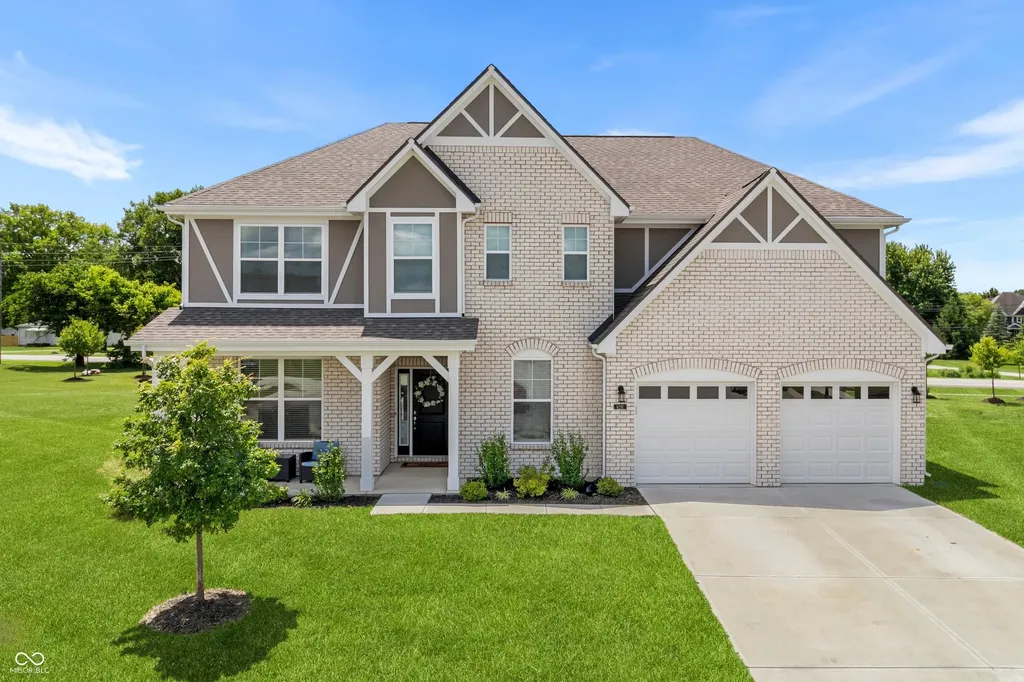 6291 Point Reyes Brownsburg IN 46112