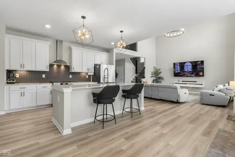 6291 Point Reyes Brownsburg IN 46112