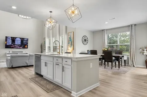 6291 Point Reyes Brownsburg IN 46112