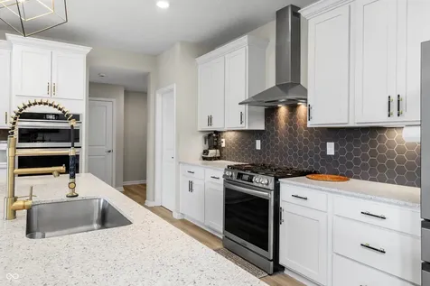 6291 Point Reyes Brownsburg IN 46112
