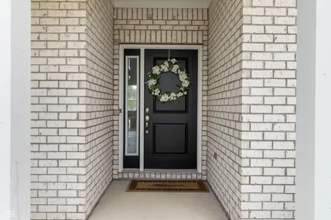 6291 Point Reyes Brownsburg IN 46112