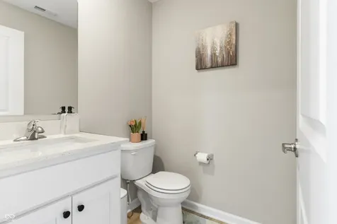 6291 Point Reyes Brownsburg IN 46112