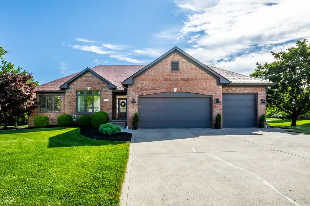 3608 Shoreline Drive Greenwood IN 46143