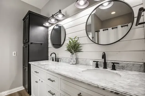 3608 Shoreline Drive Greenwood IN 46143