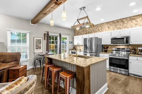 5926 Regency Drive Columbus IN 47203